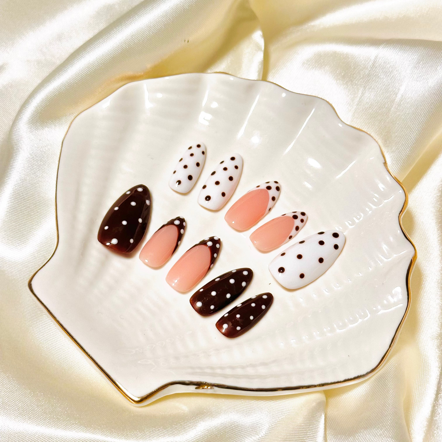 Mocha Dot